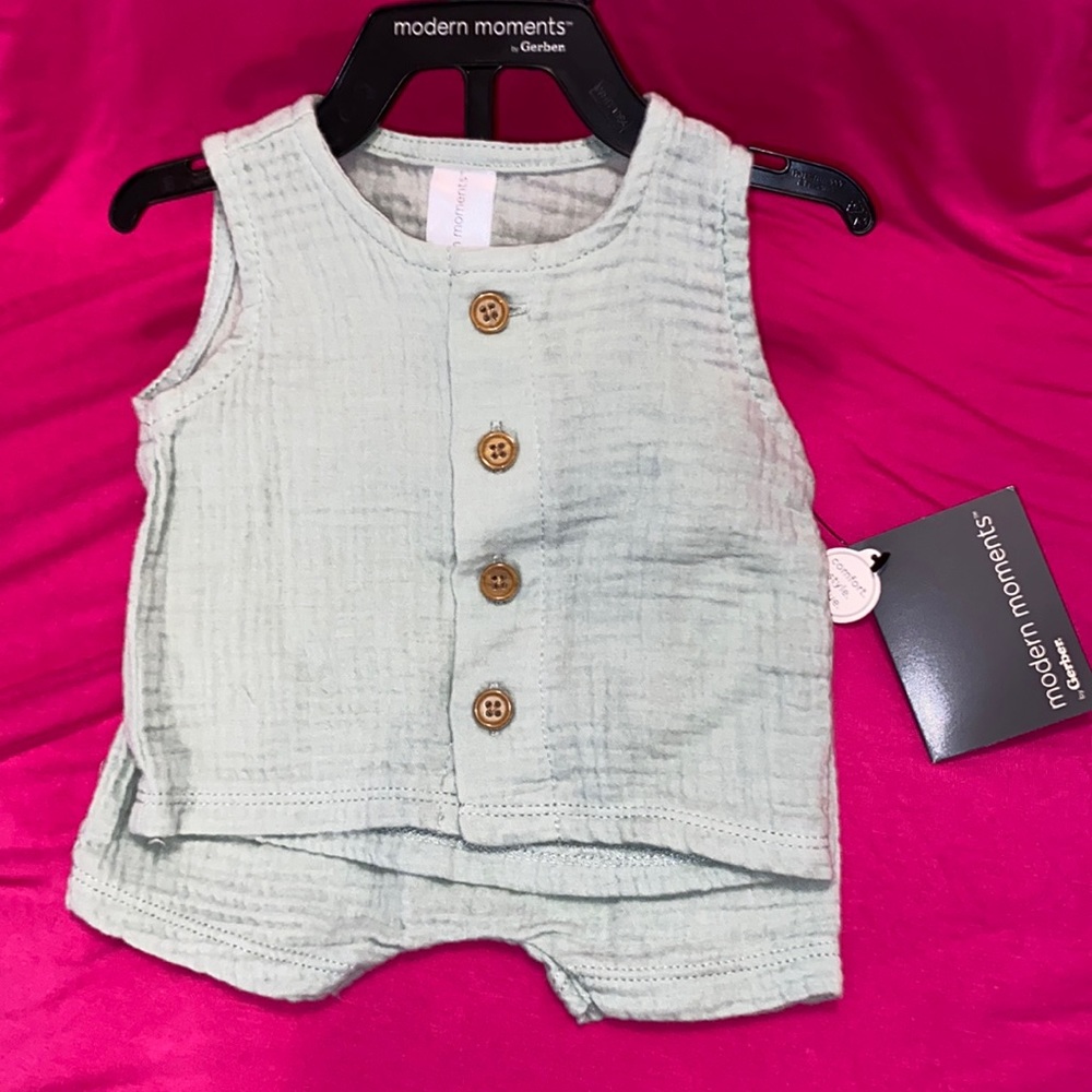 NWT Gerber Modern moments 2pc set